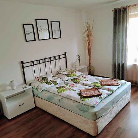No°21 Apartman Сильвашварад Экстерьер фото
